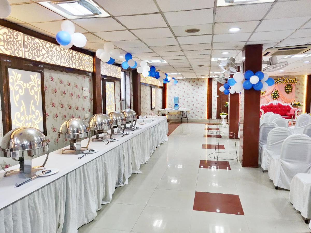 Hotel Aman Palace Prayagraj Ngoại thất bức ảnh